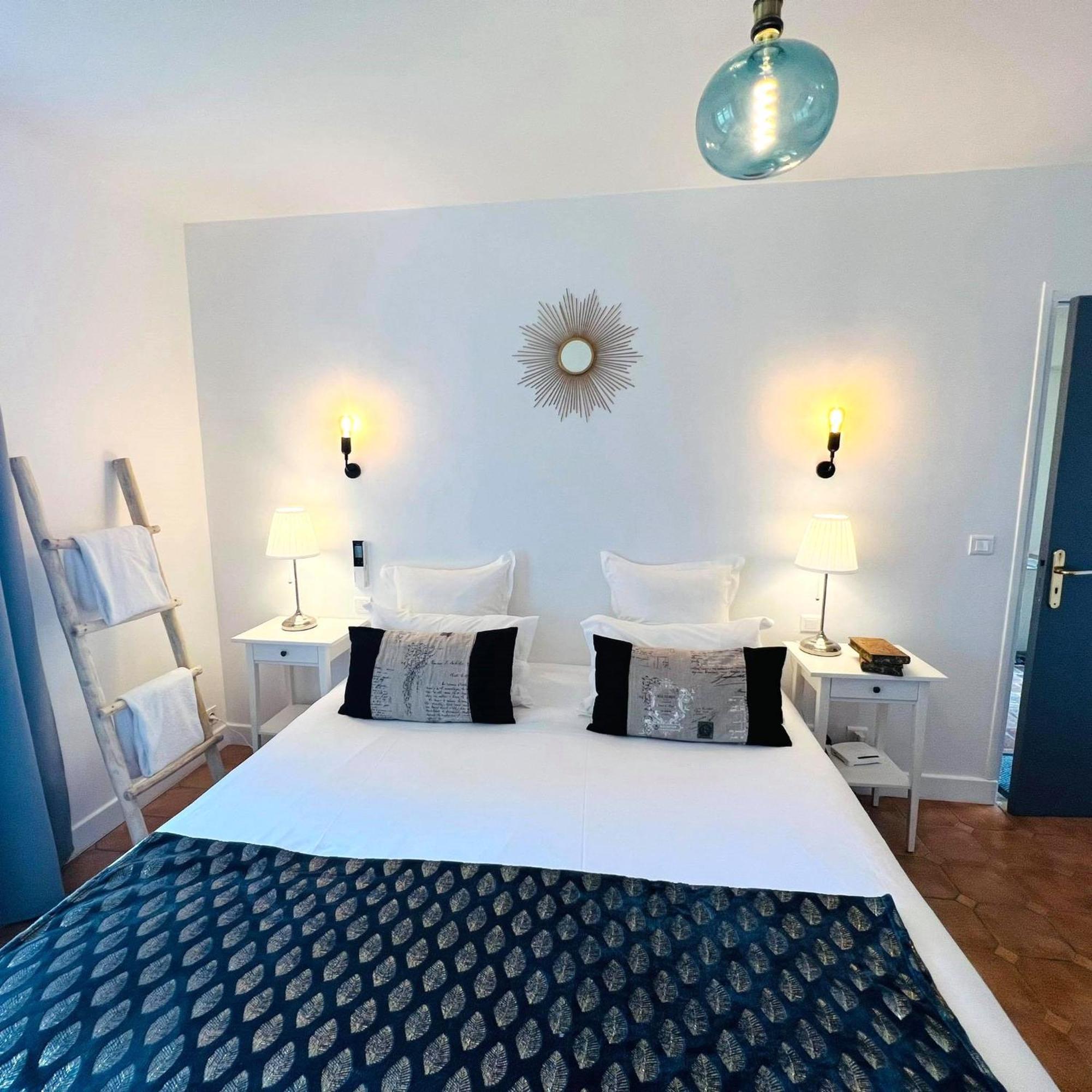 Hotel Les Vieilles Tours Rocamadour Bagian luar foto