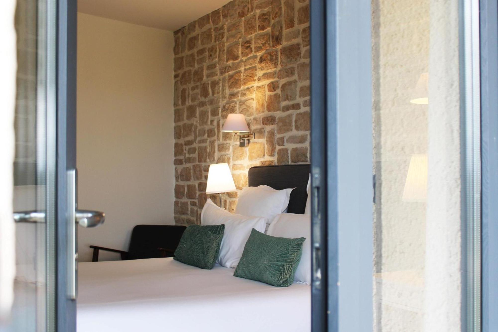 Hotel Les Vieilles Tours Rocamadour Bagian luar foto