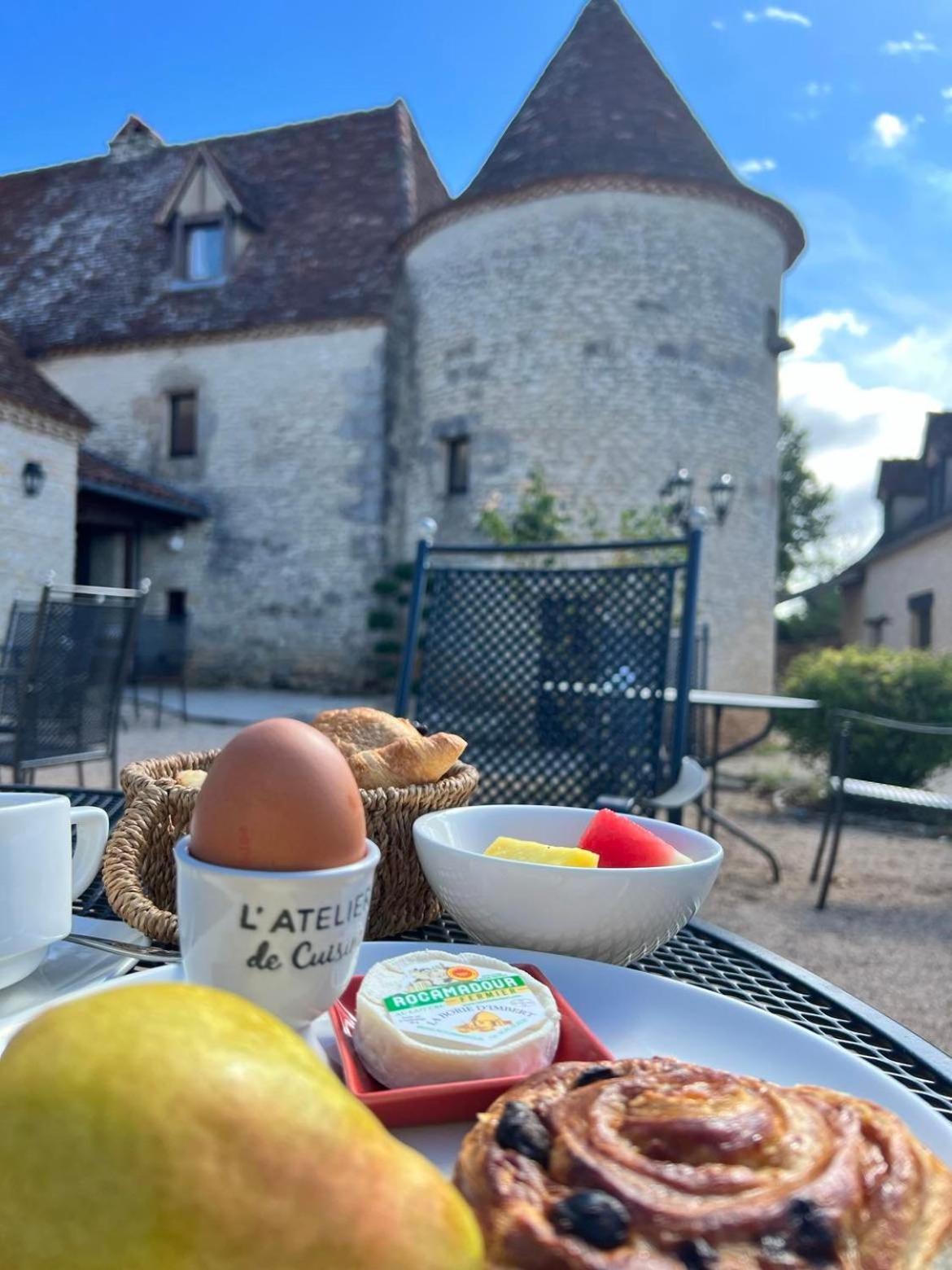 Hotel Les Vieilles Tours Rocamadour Bagian luar foto